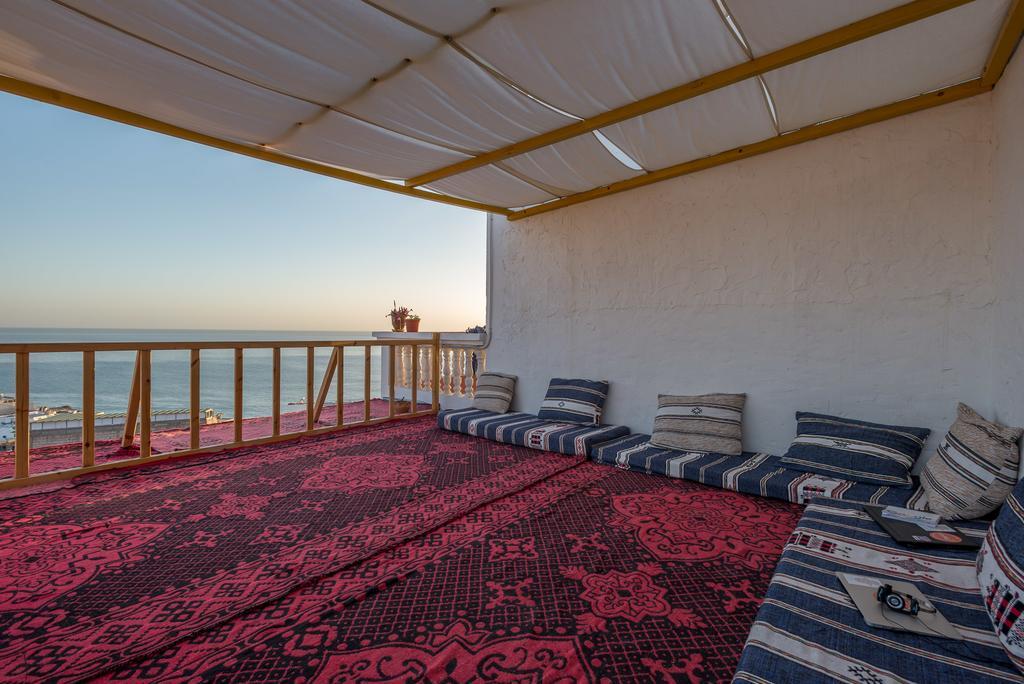 Sundesk Coworking And B&B Taghazout Eksteriør bilde